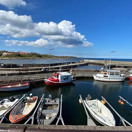 Adnana - Bornholm Aarsdale Cozy Townhouse Holiday home *